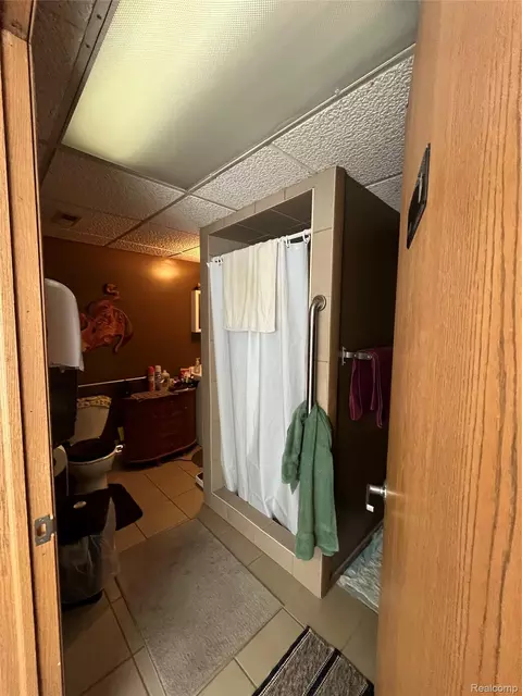 Bath - 12660 Grafton Rd, Ash, MI 48117 photo 2 of 5