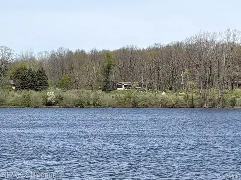 Transfer Parcel B Oak Leaf Lane, Howell, MI 48855