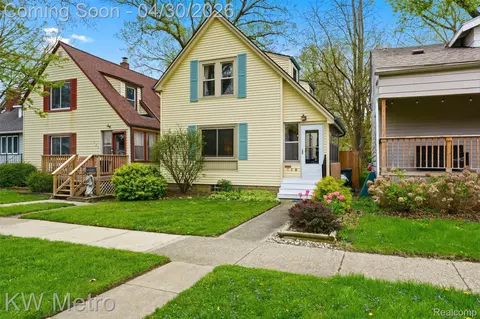 416 E Breckenridge St, Ferndale, MI 48220