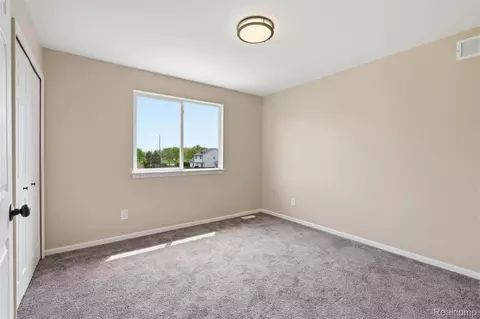 Bedroom - 30179 Kim Lane 5, Romulus, MI 48174 photo 4 of 6