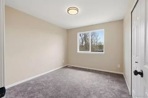 Bedroom - 30179 Kim Lane 5, Romulus, MI 48174 photo 3 of 6