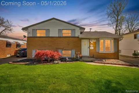 9749 Sylvester St, Taylor, MI 48180