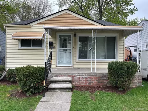 29707 Birchwood St, Inkster, MI 48141