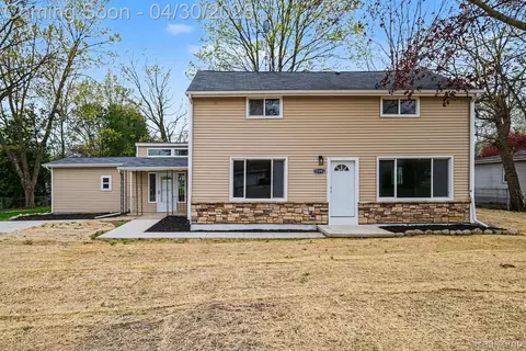 12043 Barber St, Mount Morris, MI 48458