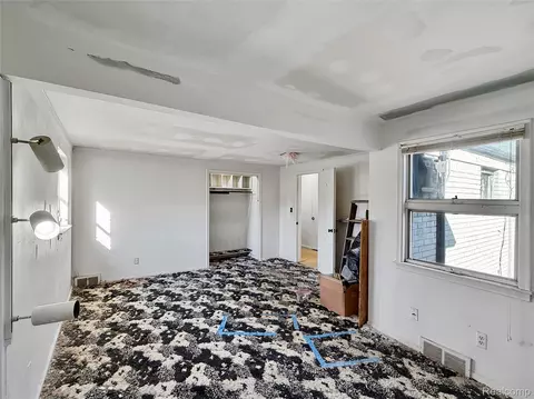 Bedroom - 768 Washington Rd, Grosse Pointe, MI 48230 photo 6 of 8