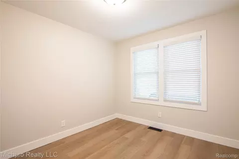 Other - 4577 Jerome Rd, Independence, MI 48346 photo 6 of 9