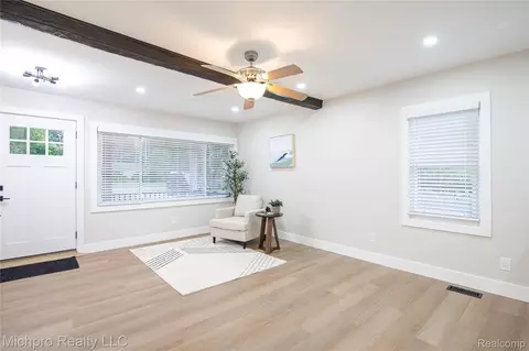 Living - 4577 Jerome Rd, Independence, MI 48346 photo 1 of 2