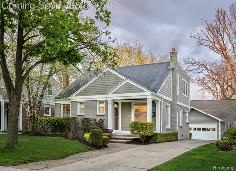 1885 Washington Blvd, Birmingham, MI 48009