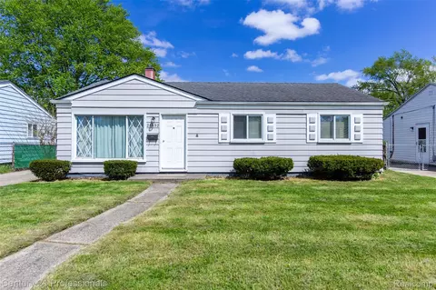 21892 Ehlert Ave, Warren, MI 48089