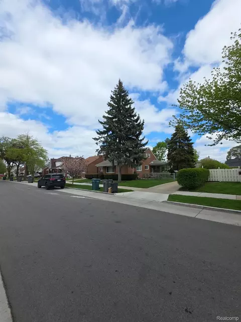 7309 Ternes St, Dearborn, MI 48126 photo 7