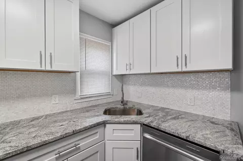 Kitchen - 5156 Winifred St, Wayne, MI 48184 photo 1 of 3
