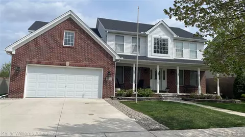 23343 Leighwood Dr, Woodhaven, MI 48183