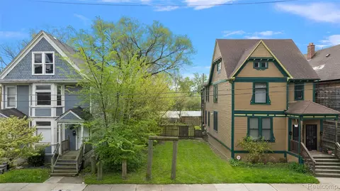 7922 Saint Paul St, Detroit, MI 48214