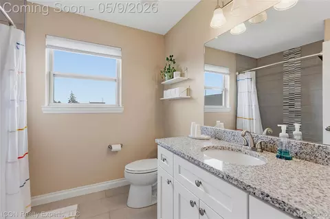 Bath - 20620 Misty Brook Ct, Macomb, MI 48044 photo 3 of 4