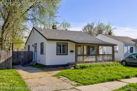 1731 E Pearl Ave, Hazel Park, MI 48030