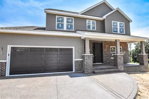 4570 Stillmeadow, Genoa, MI 48843