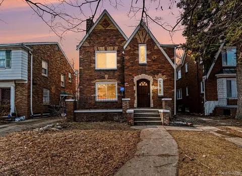 17145 Wisconsin St, Detroit, MI 48221