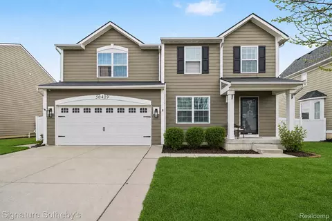 50419 Corey Ave, Chesterfield, MI 48051