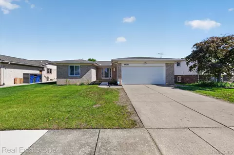 44150 Duchess Dr, Canton, MI 48187