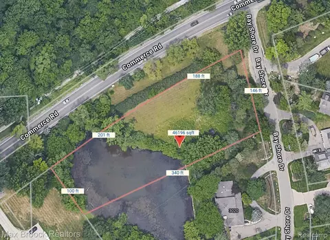 3012 Bay Shore Dr, West Bloomfield, MI 48324