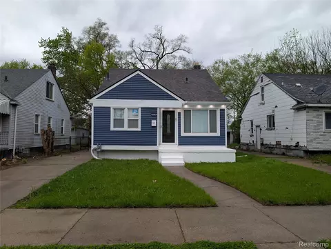 8459 Pierson St, Detroit, MI 48228