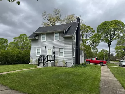 1102 W Dayton St, Flint, MI 48504