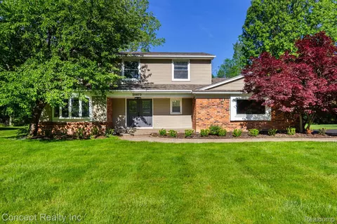 20973 Westfarm Ln, Northville, MI 48167