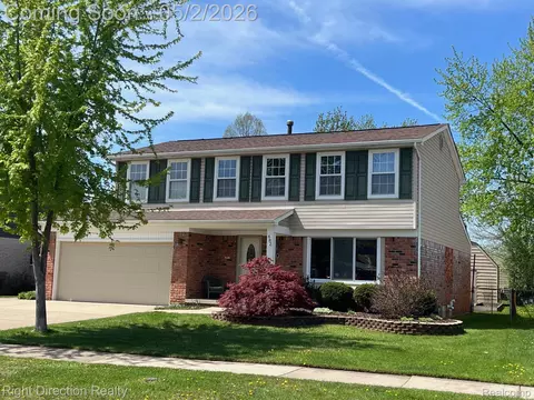 682 Queens Way, Canton, MI 48188