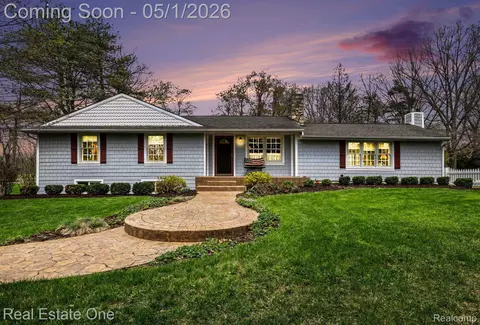 4203 Hough Rd N, Dryden, MI 48428