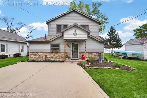 4720 Long Rd, Newport, MI 48166
