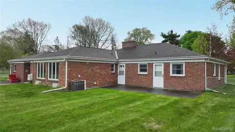 Other - 225 E Park Ave, Flushing, MI 48433 photo 3 of 16