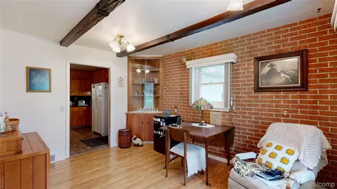 Dining - 225 E Park Ave, Flushing, MI 48433 photo 2 of 2