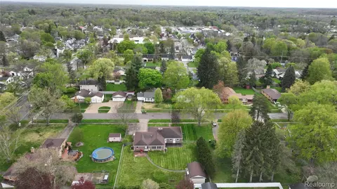 View/Area - 225 E Park Ave, Flushing, MI 48433 photo 6 of 7