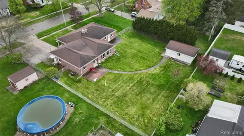 View/Area - 225 E Park Ave, Flushing, MI 48433 photo 2 of 7