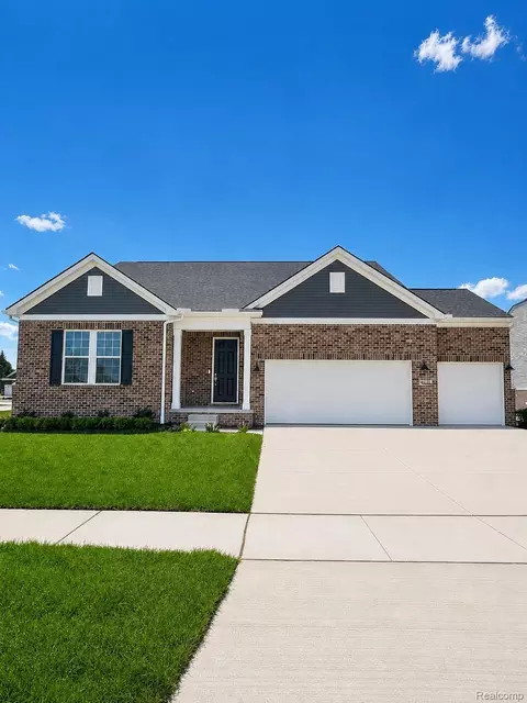 50681 Crusader Dr, Macomb, MI 48042