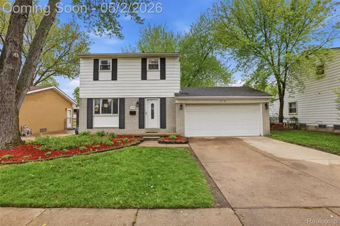 578 Worchester St, Westland, MI 48186