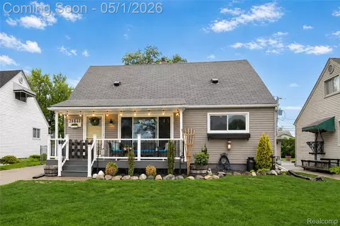 29840 Chester St, Garden City, MI 48135