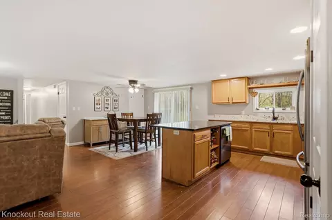 Kitchen - 7261 Hess Rd, Vassar, MI 48746 photo 1 of 4