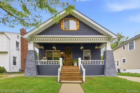 321 E Webster St, Ferndale, MI 48220