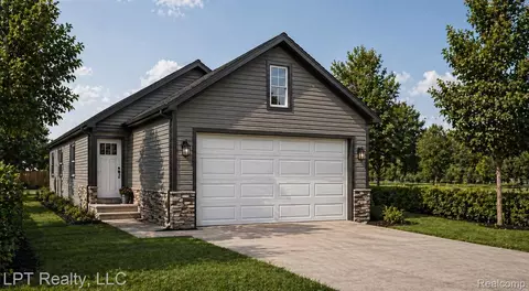 109 Raymond St, Pontiac, MI 48342