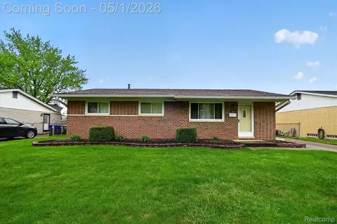 7061 London Ct, Canton, MI 48187