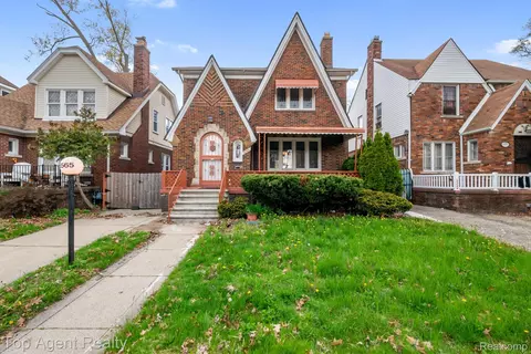 16565 Roselawn St, Detroit, MI 48221