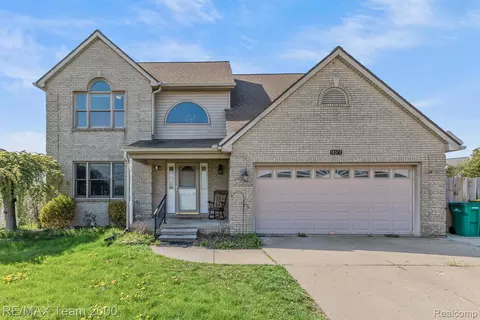 18377 Huron River Dr, Brownstown, MI 48173