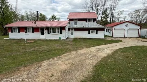 3595 Hutchinson Rd, North Branch, MI 48461