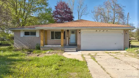 5145 E Mount Morris Rd, Mount Morris, MI 48458