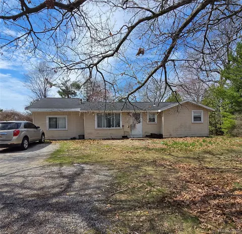 4592 F 41, Oscoda, MI 48750
