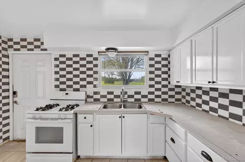 Kitchen - 5457 E Frances Rd, Thetford, MI 48458 photo 1 of 1