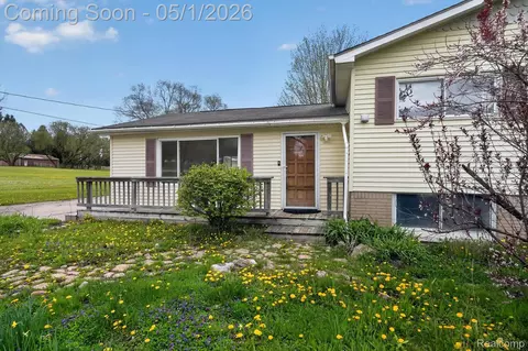 Exterior - 5457 E Frances Rd, Thetford, MI 48458 photo 1 of 2