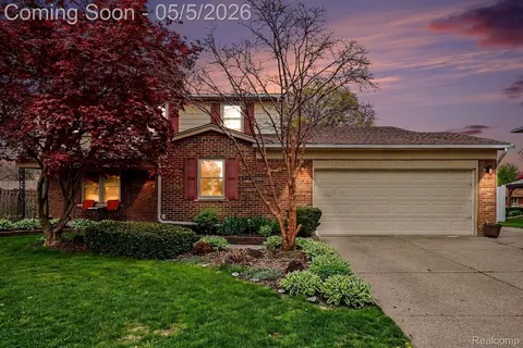 40270 Sara Rose Dr, Clinton Township, MI 48038