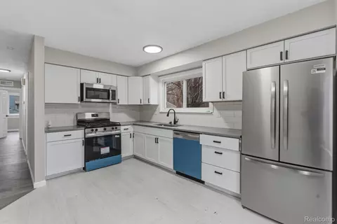 Other - 15527 Meadow St, Romulus, MI 48174 photo 3 of 10